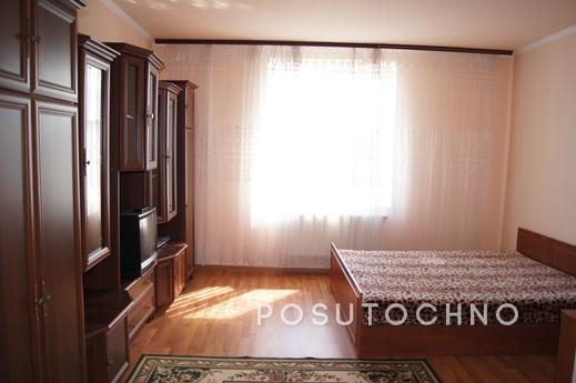 Daily, hourly 1-roomed apartment in the center of Ivano-Fran