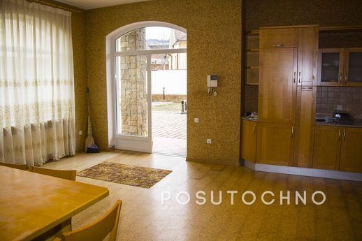 ELITE HOUSE NEAR PARK, Kislovodsk - apartment by the day