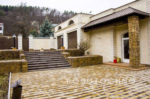 ELITE HOUSE NEAR PARK, Kislovodsk - apartment by the day