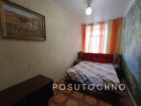 Найцентр, вул. Велика Морська 57, Миколаїв - квартира подобово