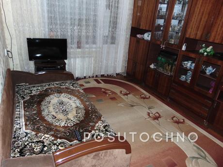 Rent 2 bedroom square-py in the center of Berdyansk, which i