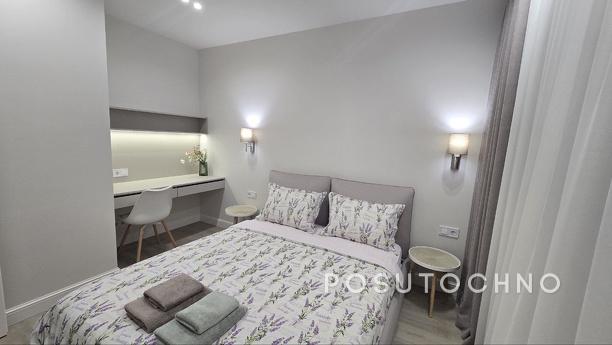 53 Pearl on Tairova, Odessa - apartment by the day