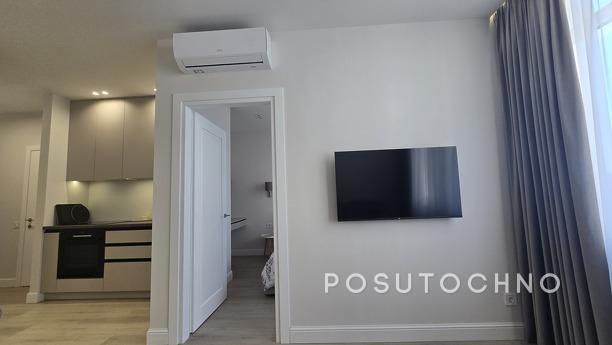 53 Pearl on Tairova, Odessa - apartment by the day