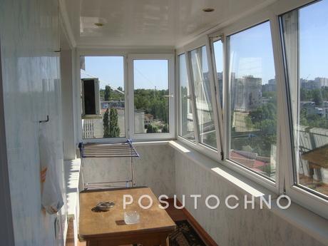 One Bedroom, Chernomorsk (Illichivsk) - apartment by the day