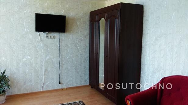 Rent an apartment near the sea, Sevastopol - apartment by the day