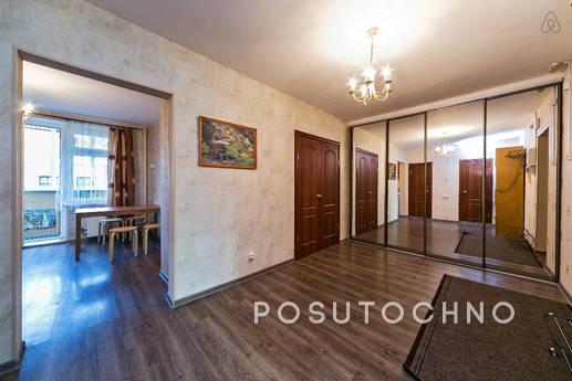 Daily rent apartment with a fresh renovated in the Stalin ho